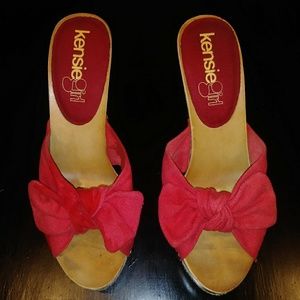 Red bow wood heels